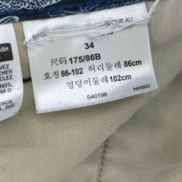 Levi's Chino Men's Blue Fish Casual Bermuda Shorts - Picture 4 of 13